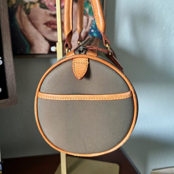 Burberry Hand Bag Nylon Khaki - EUC - Picture 6 of 8